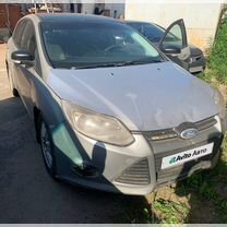 Ford Focus 1.6 AMT, 2012, 230 000 км, с пробегом, цена 298 000 руб.