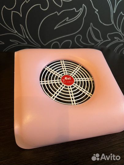 Пылесос/вытяжка для маникюра