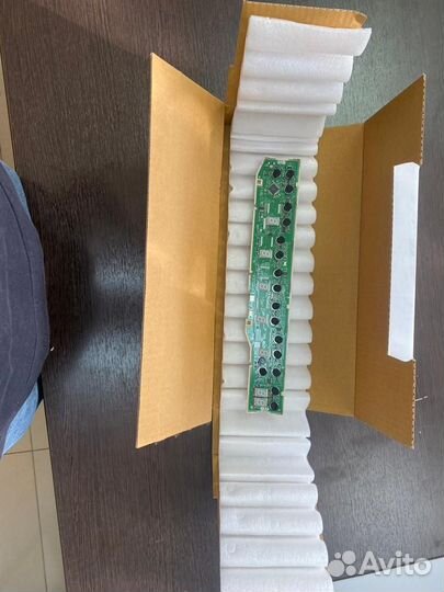 Плата управления для индукционной плиты Smeg