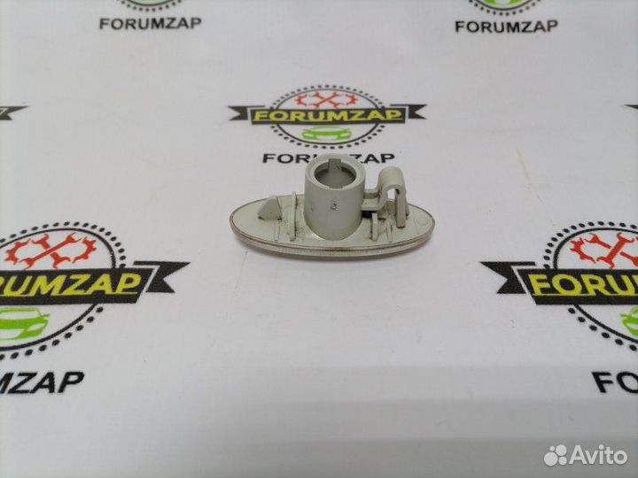 Повторитель поворота в крыло передний Nissan