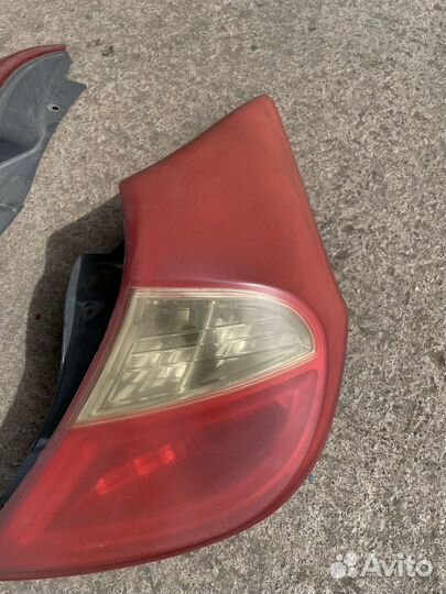 Фары задние на hyundai solaris хэтчбек