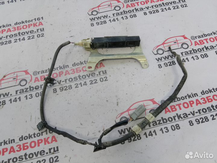 Антенна бесключевого доступа Lexus RX 350 09-15