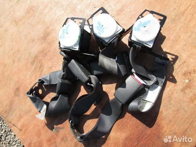 Ремень безопасности задний Toyota Allion ZZT245