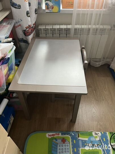 Детский стол и стул IKEA