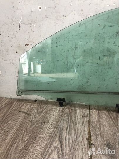 Стекло переднее левое Nissan Qashqai джип