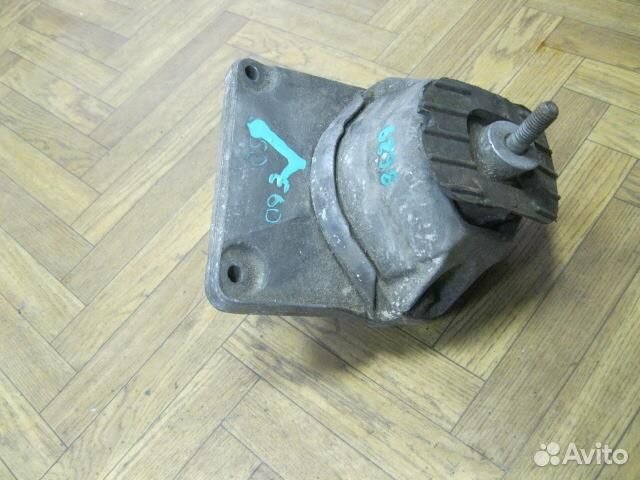 Опора двигателя левая от BMW 5-серия E60/E61 2003