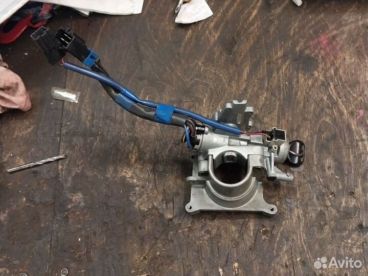 Замок зажигания Mitsubishi Pajero 2