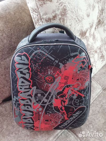 Школьный рюкзак для мальчика