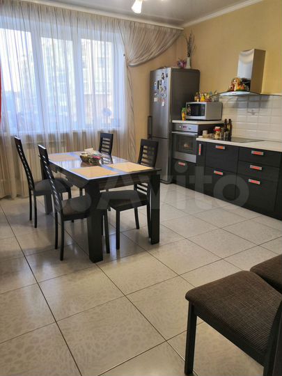 3-к. квартира, 105 м², 4/9 эт.