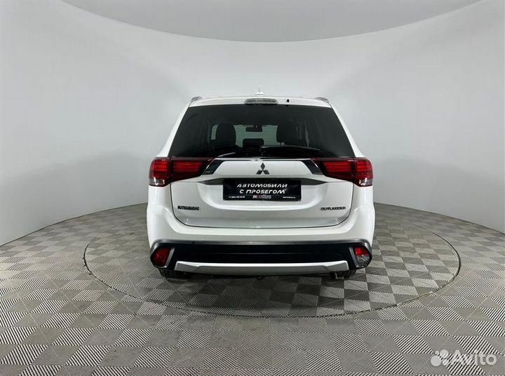 Mitsubishi Outlander 2.4 CVT, 2017, 106 000 км