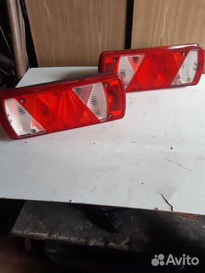 Задние фонари на грузовик прицеп и спецтехнику