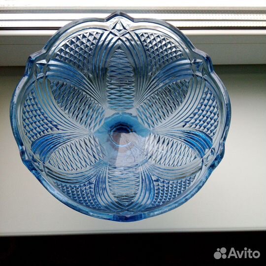 Ваза для фруктов на ножке цветное стекло СССР