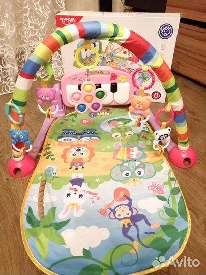 Развивающий коврик с пианино