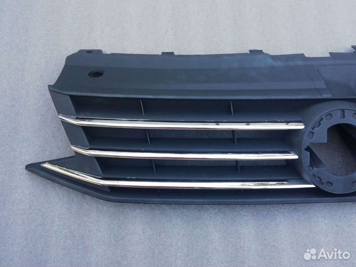 Решетка радиатора Polo Sedan 2010-2019