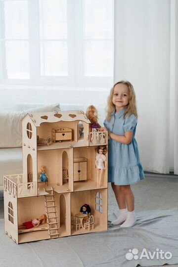 Фанерный кукольный домик