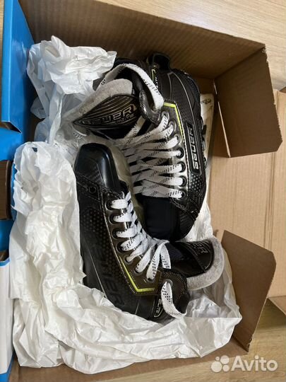 Хоккейные коньки вратаря Bauer Elite