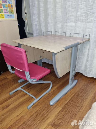 Детский стол и стул для школьника