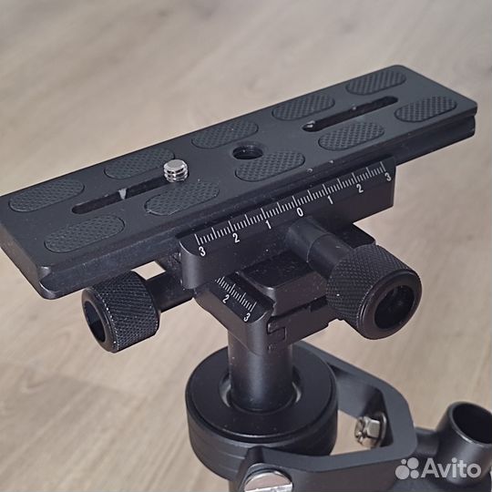 Стабилизатор для съемки Steadicam S40