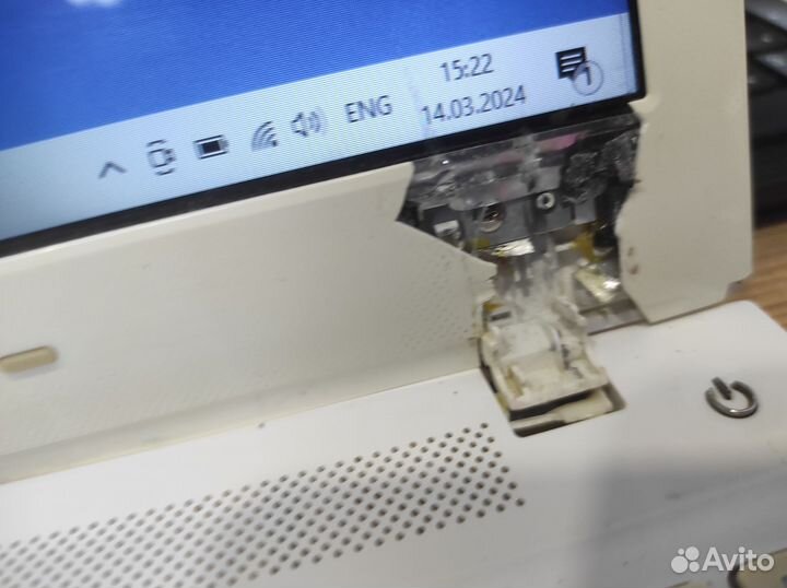 Ноутбук Samsung Core i5, 4GB, SSD 240GB