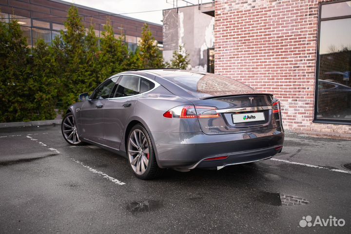 Tesla Model S 700 л.с. AT, 2015, 50 000 км