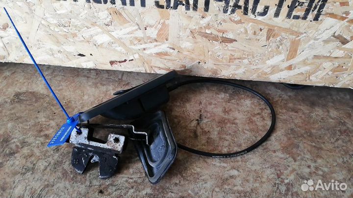 Замок ящика инструментов в сборе MAN TGX