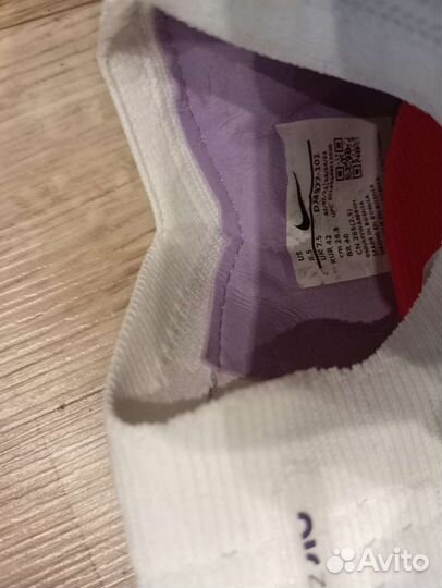 Футбольные бутсы nike