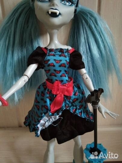 Кукла монстер хай Гулия