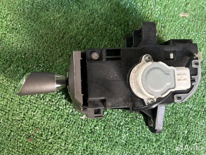 Селектор АКПП Prius 20 Приус