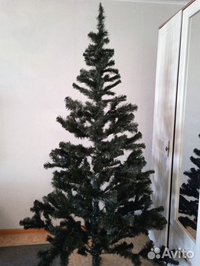 Елка искусственная