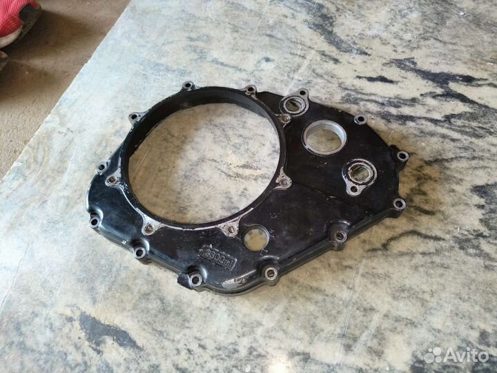 Правая крышка сцепления Suzuki sv400