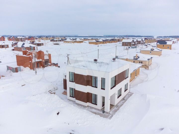 Коттедж 170 м² на участке 7 сот.