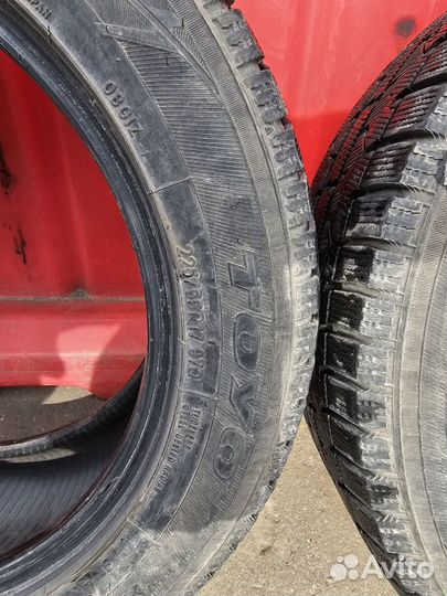 Toyo Observe Garit GIZ 225/55 R17