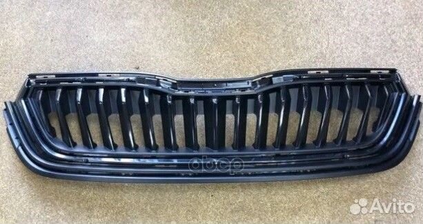 60U853668 9B9 решетка радиатора Skoda Rapid 60