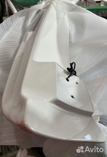 Спойлер на багажник тойота прадо 120