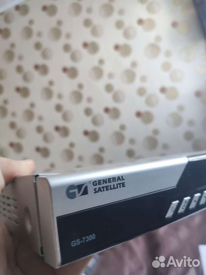 Спутниковый ресивер GS-7300