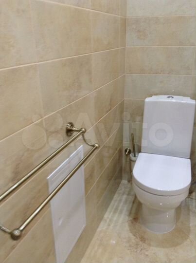 2-к. квартира, 70 м², 6/10 эт.