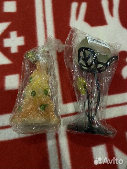 Новые свеча и подсвечник