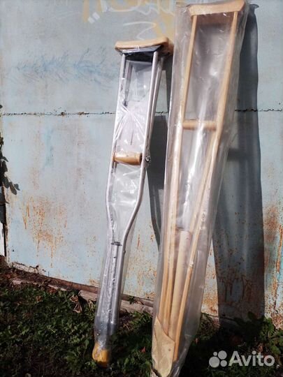 Костыли подмышечные