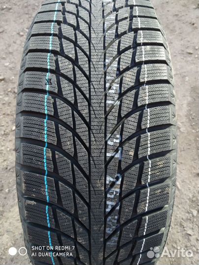 Kumho WinterCraft Ice Wi51 235/55 R17