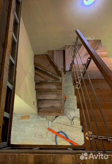 Лестничные перила кованные с монтажем