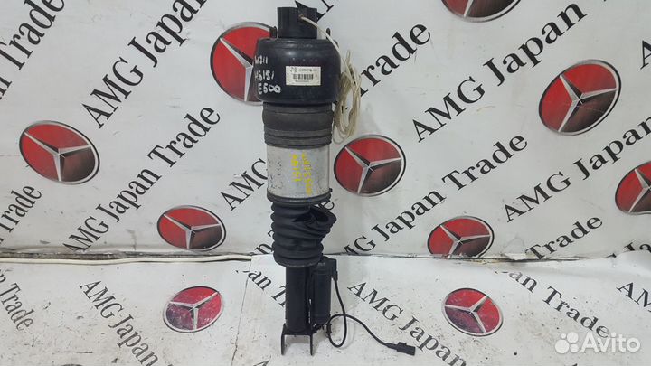 Пневмостойка передняя правая Mercedes-Benz W211