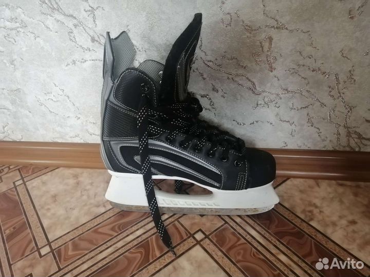 Коньки хоккейные senator