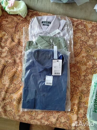 Продаю рубашки новые