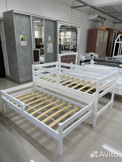 Кровать из массива бука для 2-х детей