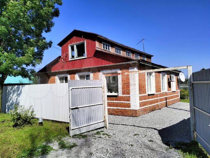 Дом 100 м² на участке 14 сот.