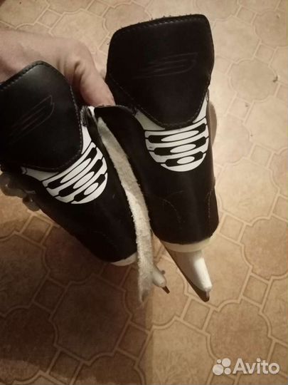 Хоккейные коньки bauer 29.5