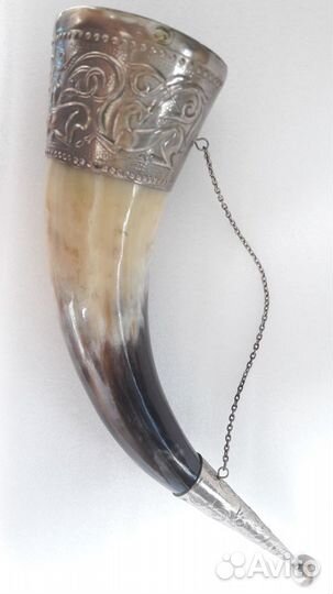 Рог подарочный с отделкой из чеканки