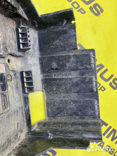 Площадка акб Renault Megane 2