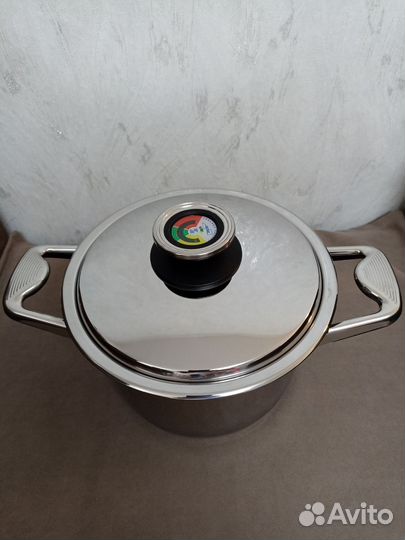 Кастрюля Zepter 4,2л d20 черный пластик