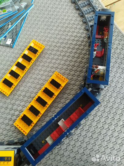 Lego city поезд 60197 оригинал есть всё
